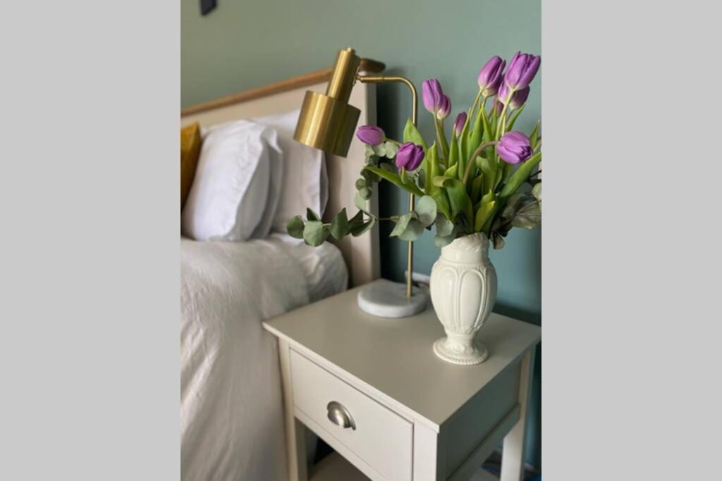 The Cosy Cabin By The Shore Galway Bagian luar foto